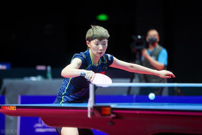 内马尔带头 内马尔带头