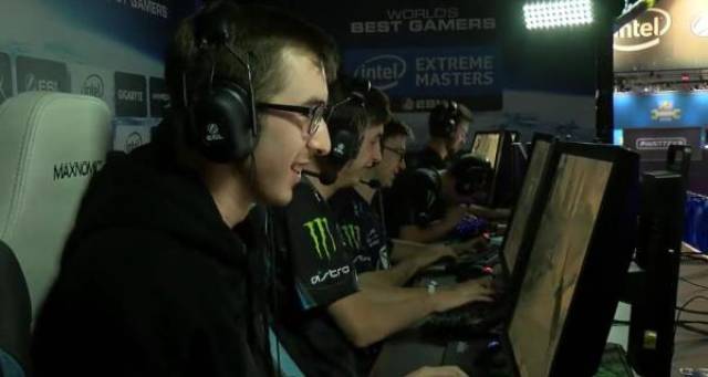 阵容的深刻 阵容的深刻