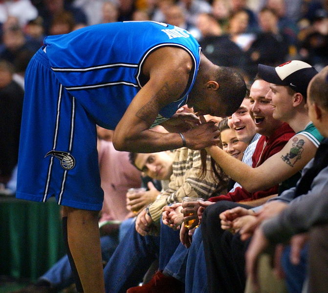 Spirit 击败 Mouz 进入 BLAST Bounty Fall 2025 总决赛